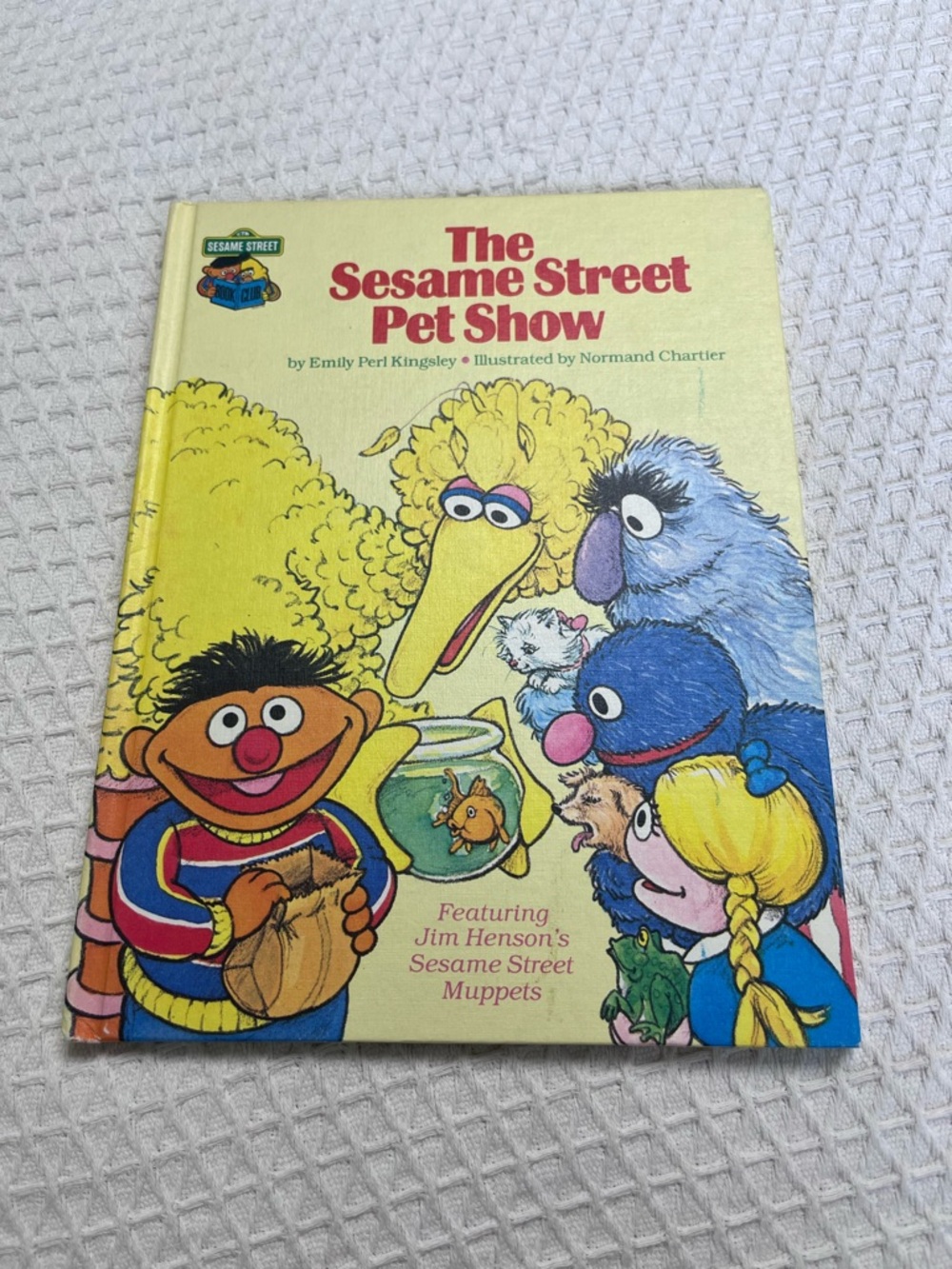 Sesame Street The Pet Show - Yellow Cover with Colorful Characters
